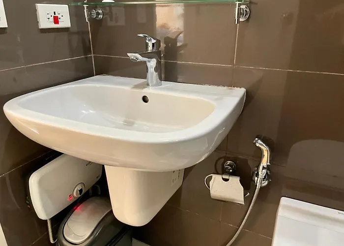 Apartment Great 1br Aqua Livingstone With Netflix, Pool & Gym Manila