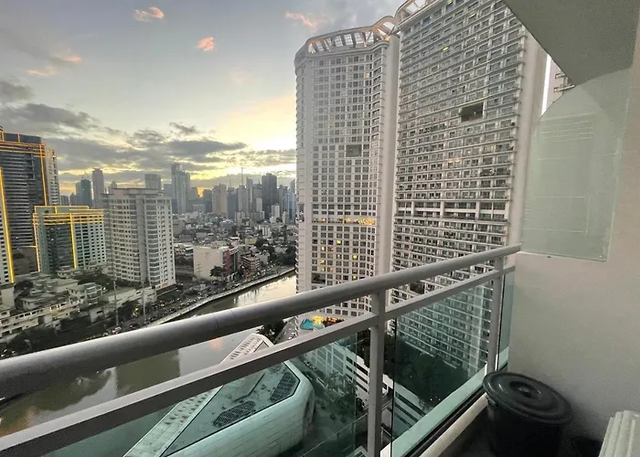 Great 1br Aqua Livingstone With Netflix, Pool & Gym Apartment Manila